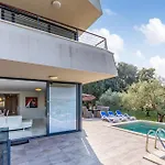 Appartement Front In *