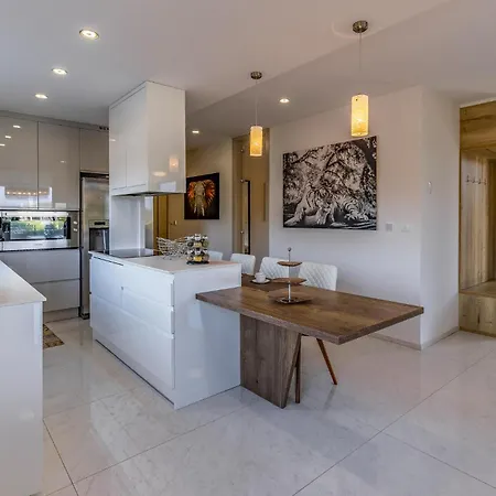 Appartement Front In