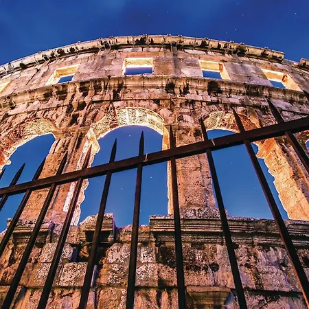Cozy In Pula