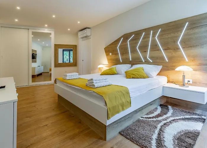 Διαμέρισμα Cozy In *